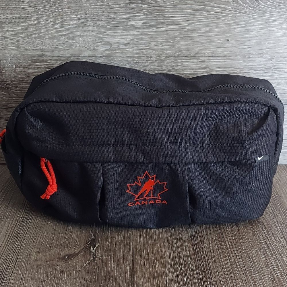 Nike Academy Football Shoe Bag with CANADA HOCKEY Logo
